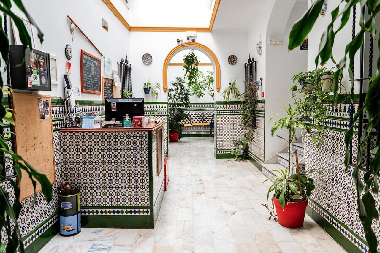 Hostel Triana Backpackers Sevilla Exteriör bild